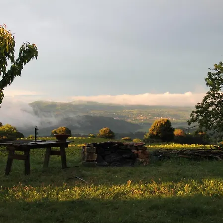 Hébergement de vacances Amoureux De La Nature *